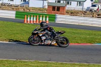 PJ-Motorsport-Photography-2018;enduro-digital-images;event-digital-images;eventdigitalimages;mallory-park;mallory-park-photographs;mallory-park-trackday;mallory-park-trackday-photographs;no-limits-trackdays;peter-wileman-photography;racing-digital-images;trackday-digital-images;trackday-photos